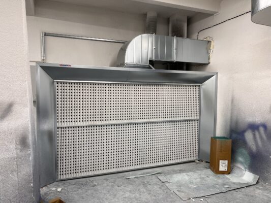Absauganlage Spritzwand